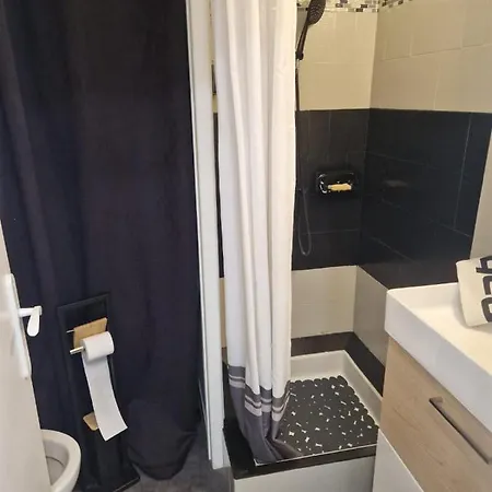 Apartment Aix *